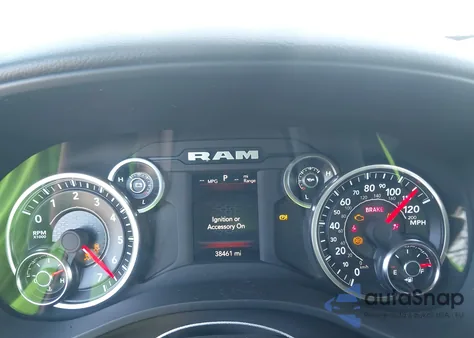 2023 Ram 1500 Big Horn 4X2 5'7 Box из США, поврежденный, VIN 1C6RREFT4PN650403